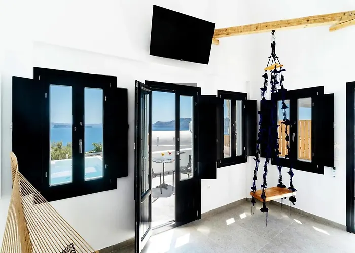 Amazing Santorini Blue Horizon 1 Bedroom Outdoor Plunge Pool *